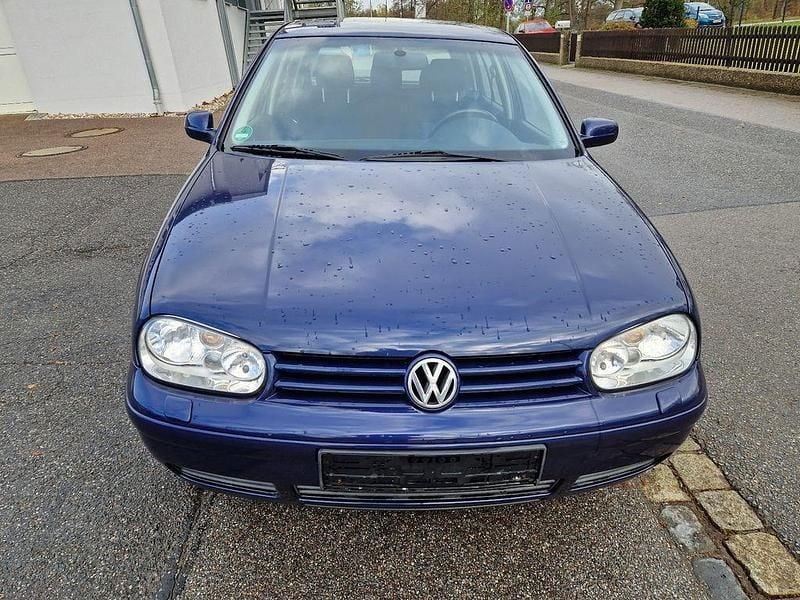 Blau Gebraucht 1999 VW Golf IV Highline Limousine | 5.600 € (Teuer) - Bild 1/4