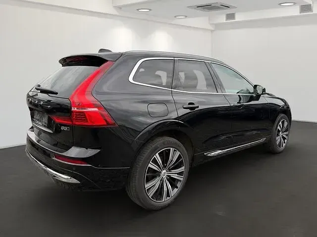 Gebraucht Volvo XC60 Ultimate 235 PS (172 kW) 2023 Schwarz SUV