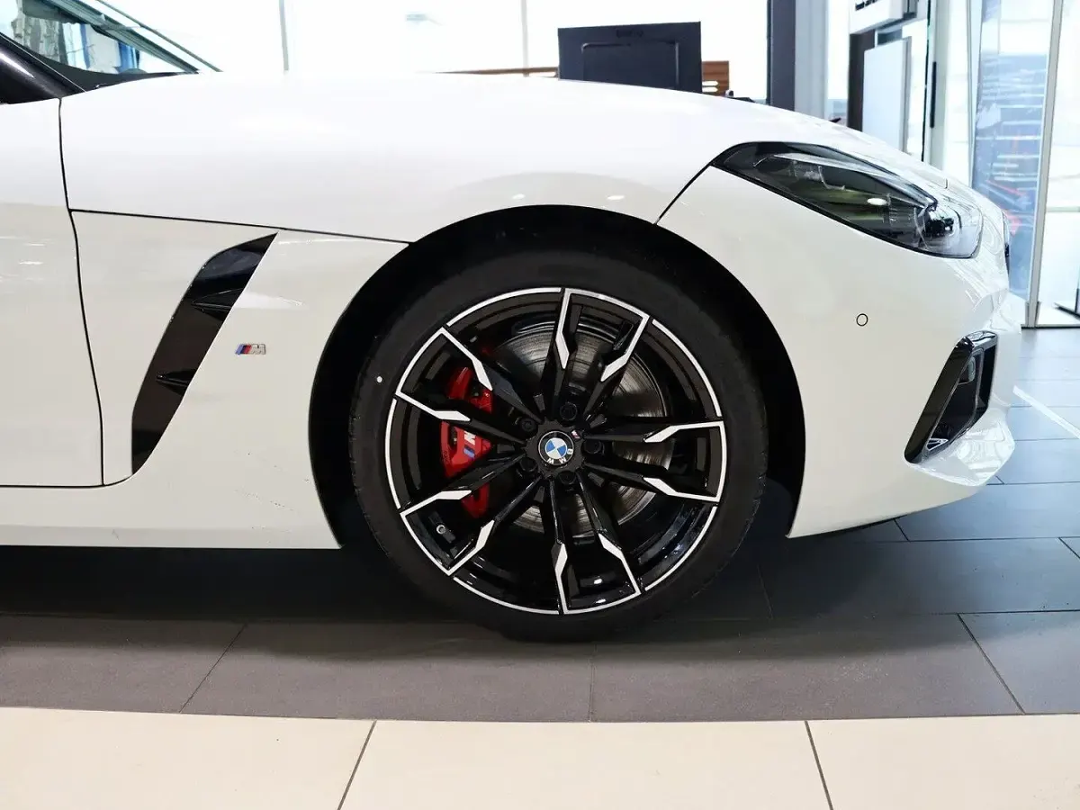 Neu BMW Z4 M Sport 340 PS (250 kW) 2025 Alpinweiss iii Cabrio