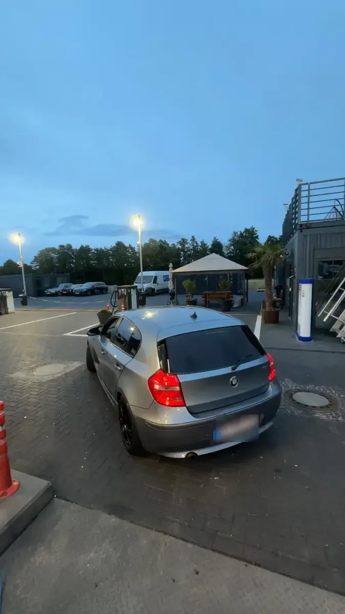 Gebraucht BMW 116 122 PS (89 kW) 2006 Andere farben Kleinwagen