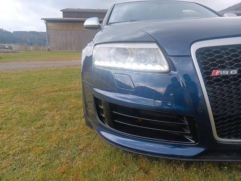 Blau Gebraucht 2008 Audi RS6 Sport Kombi | 17.800 € - Bild 1/4