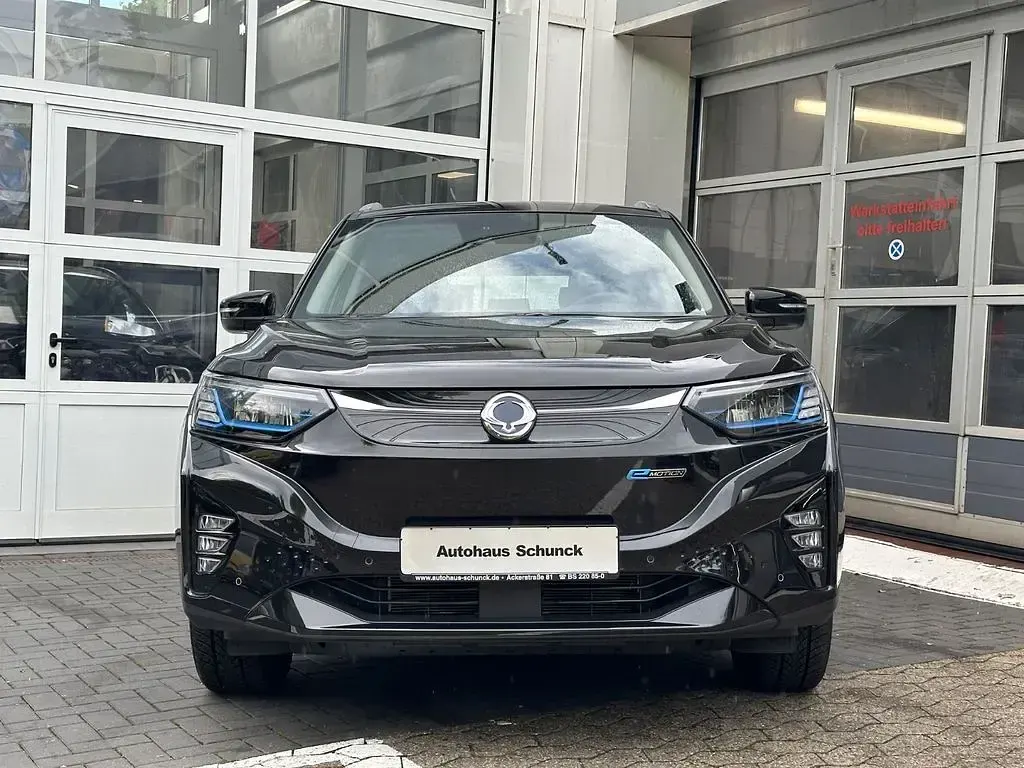 Gebraucht SsangYong Korando 139 kW (190 PS) 2023 Schwarz SUV
