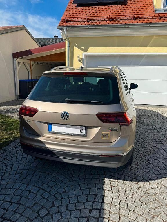 Gebraucht VW Tiguan 179 PS (131 kW) 2017 SUV