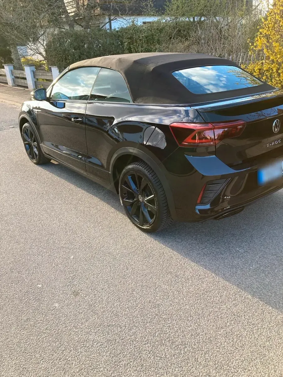 Gebraucht VW T-Roc Cabriolet Edition 150 PS (110 kW) 2023 Schwarz Cabrio
