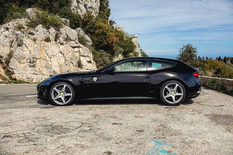 Gebraucht Ferrari FF 659 PS (484 kW) 2011 Schwarz
