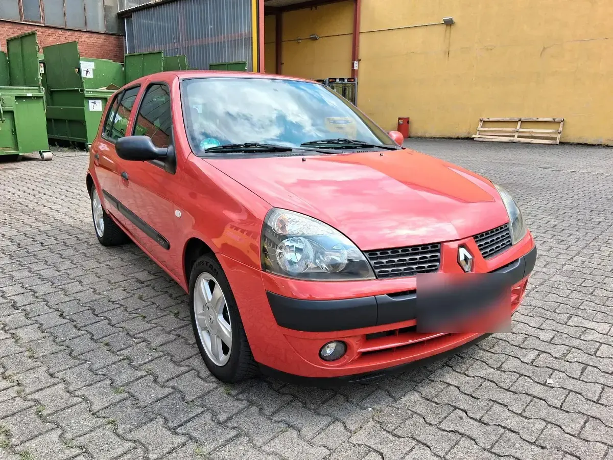 Gebraucht Renault Clio II 75 PS (55 kW) 2004 Rot Limousine