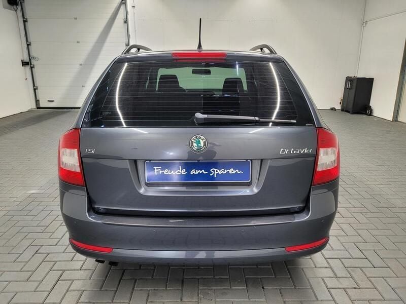 Gebraucht Skoda Octavia Impuls Edition 122 PS (89 kW) 2010 Grau Kombi
