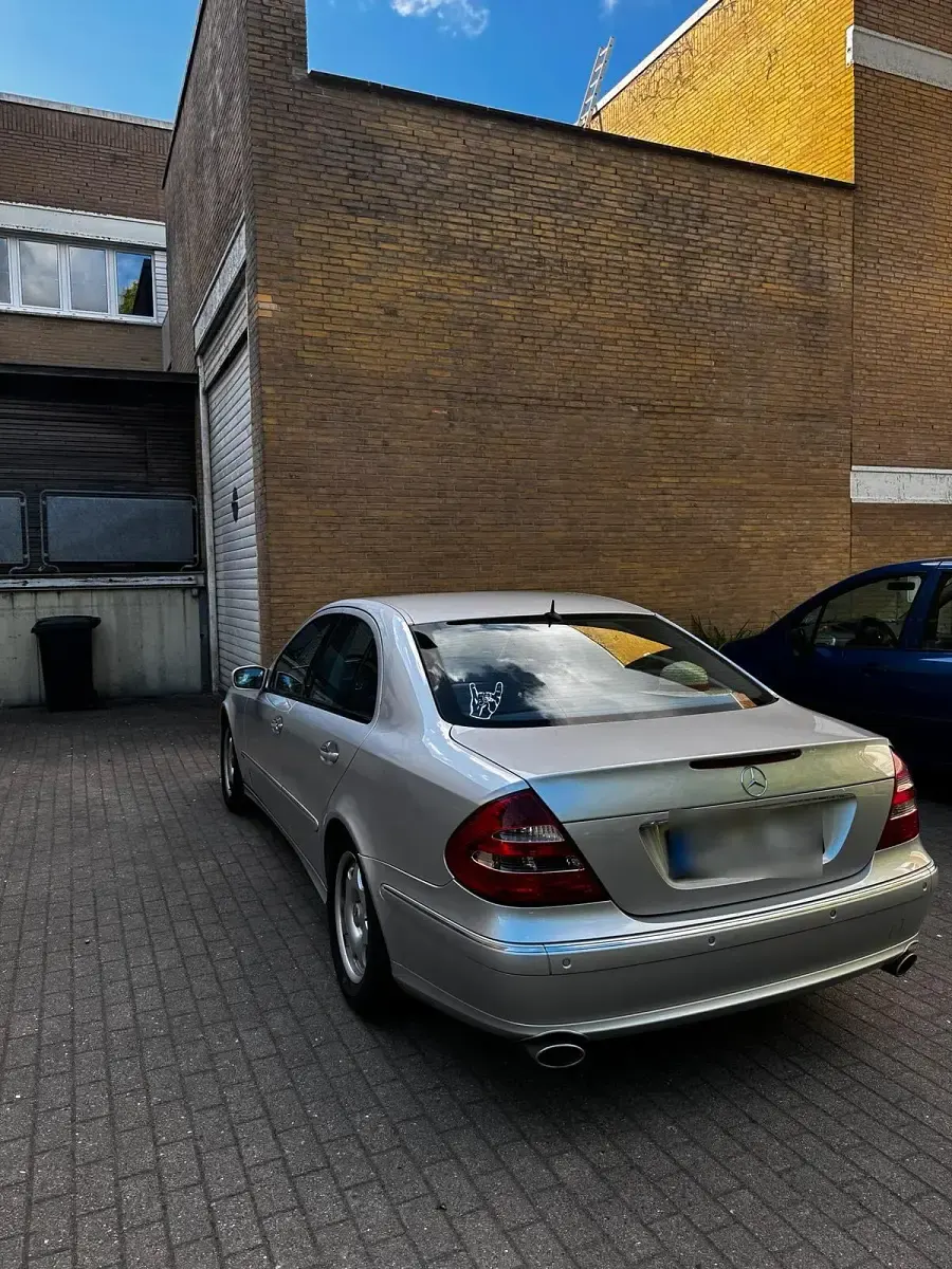 Occasion Mercedes E320 Avantgarde 224 ch (164 kW) 2006 Argent Berline