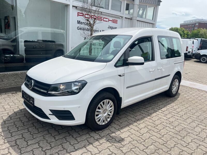 Weiß Gebraucht 2015 VW Caddy Life Van / Kleinbus | 10.710 € (Fairer Preis) - Bild 1/4