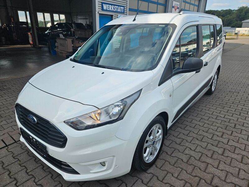 Weiß Gebraucht 2021 Ford Tourneo Trend Van / Kleinbus | 22.600 € (Etwas zu teuer) - Bild 1/4
