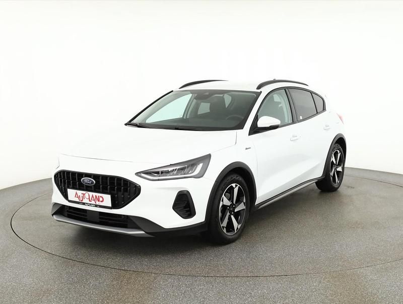 Gebraucht Ford Focus Active 125 PS (91 kW) 2023 Weiß Limousine