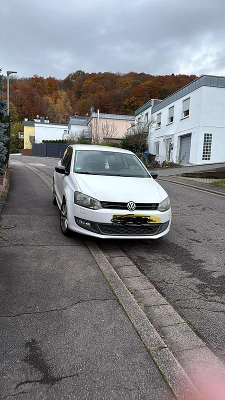 Weiß Gebraucht 2011 VW Polo Style Kleinwagen | 3.500 € (Superpreis) - Bild 1/4