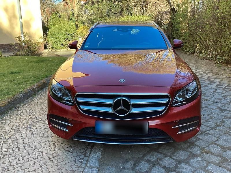 Usata Mercedes E450 367 CV (269 kW) 2019 Rosso Station wagon