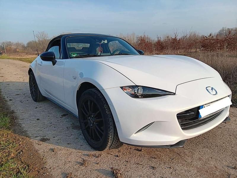 Gebraucht Mazda MX5 Sports-Line 131 PS (96 kW) 2016 Weiß Cabrio