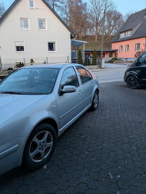 Gebraucht VW Bora 101 PS (74 kW) 2000 Silber Limousine