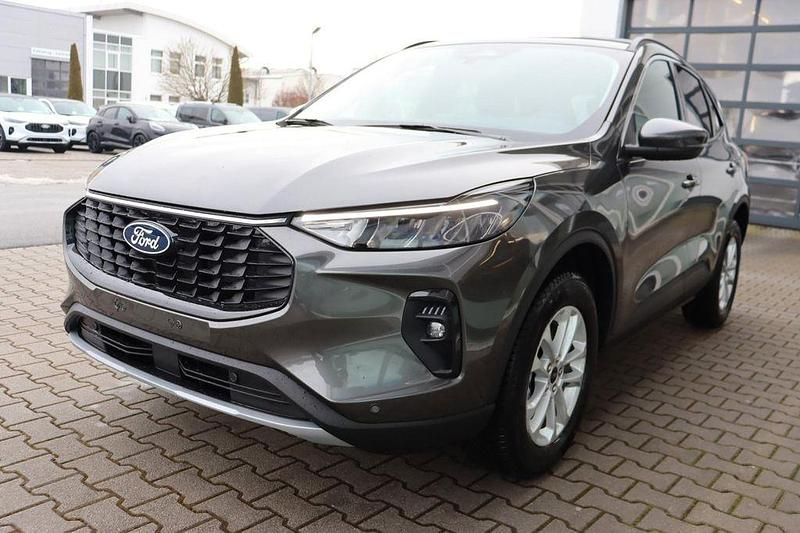 Neu Ford Kuga Titanium 179 PS (131 kW) 2026 Magnetic metallic SUV