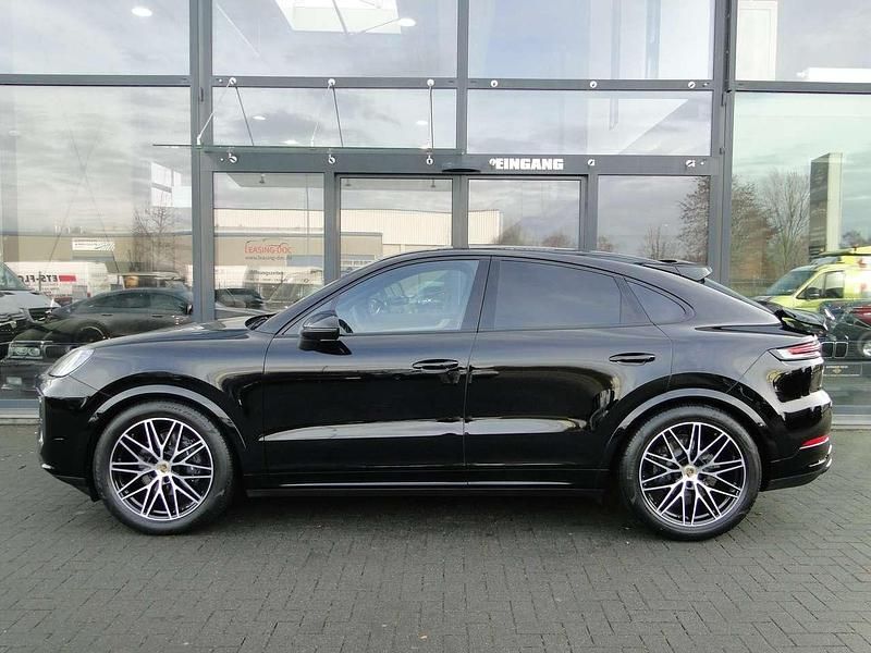 Gebraucht Porsche Cayenne Coupe 354 PS (260 kW) 2024 Schwarz Coupé