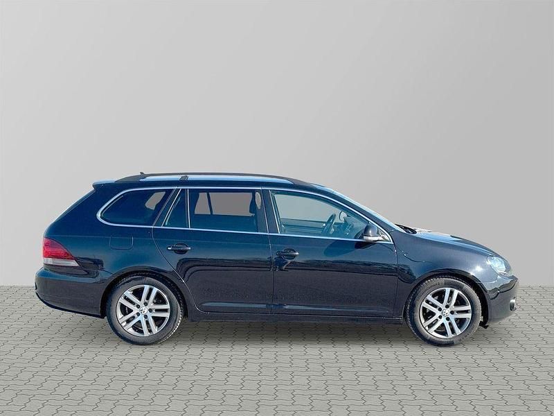 Gebraucht VW Golf VI 105 PS (77 kW) 2011 Schwarz Kleinwagen