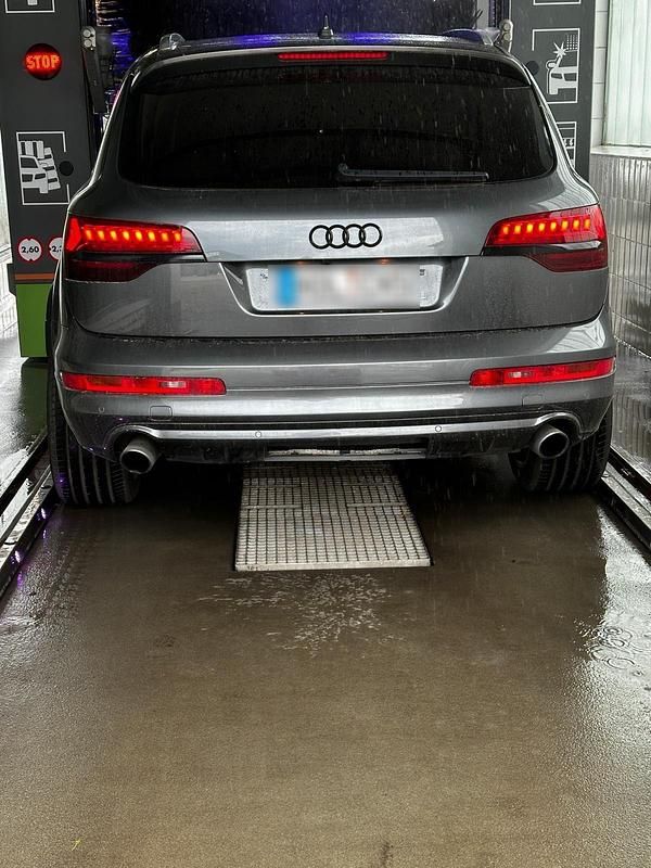 Gebraucht Audi Q7 300 PS (220 kW) 2008 Grau SUV