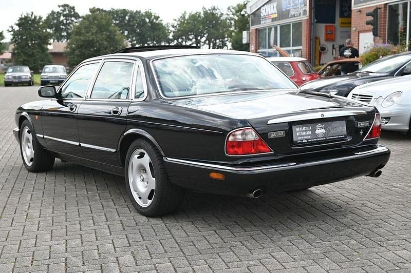 Gebraucht Jaguar XJ8 Sovereign 284 PS (208 kW) 1998 Schwarz Limousine