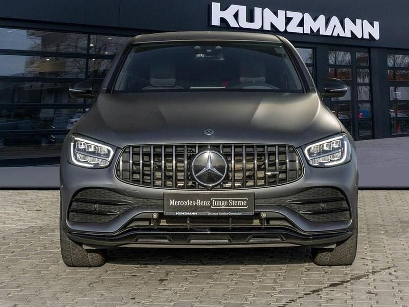 Gebraucht Mercedes GLC43 AMG AMG 390 PS (286 kW) 2023 Manufaktur selenitgrau magno Coupé