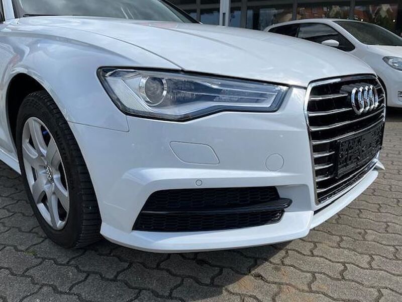 Gebraucht Audi A6 Ambiente 190 PS (139 kW) 2016 Gletscherweiß Kombi