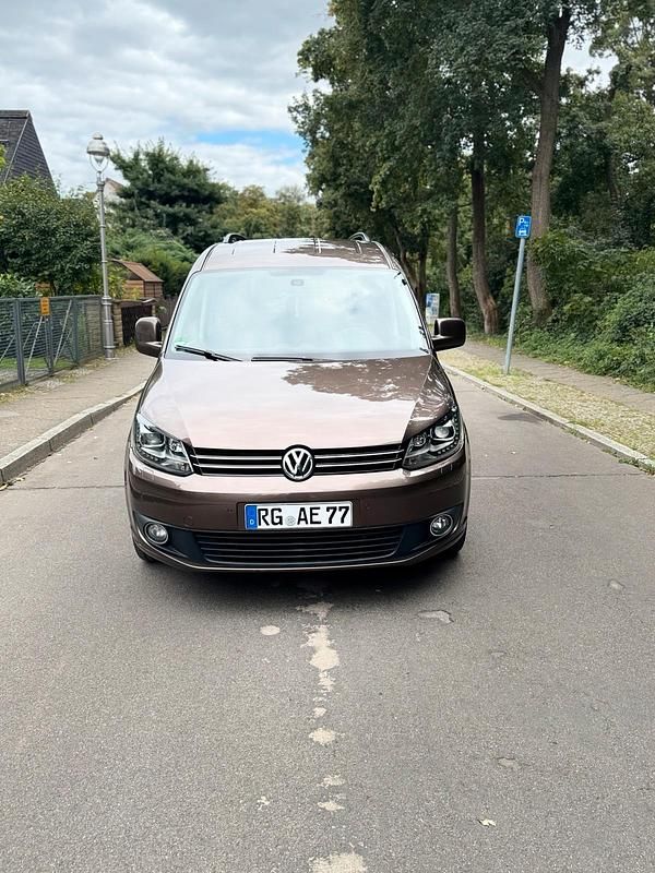 Braun Gebraucht 2014 VW Caddy Maxi Van / Kleinbus | 10.499 € (Superpreis) - Bild 1/4