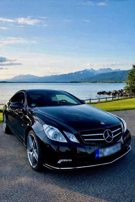 Gebraucht Mercedes E250 Avantgarde 204 PS (150 kW) 2009 Coupé