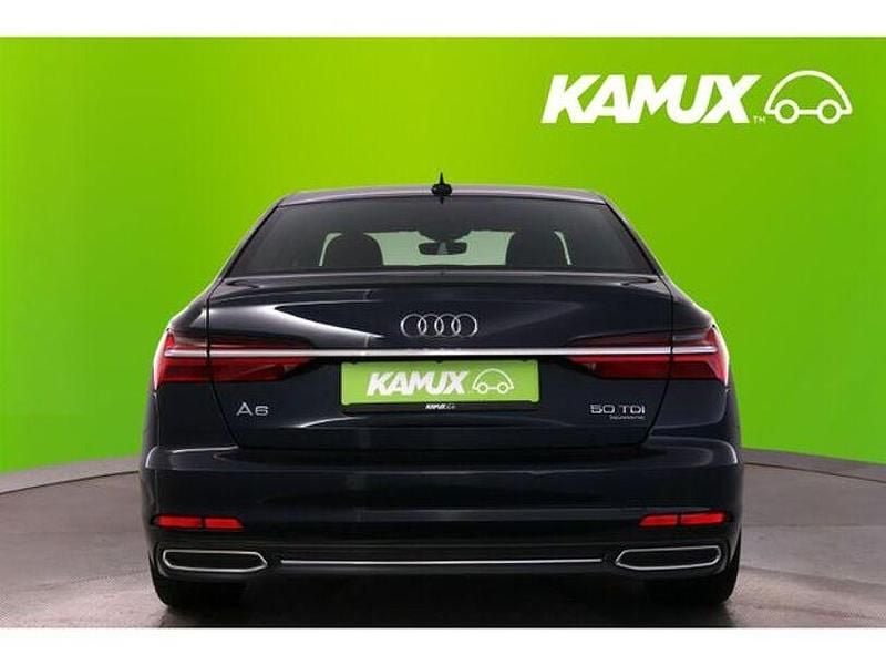 Second-hand Audi A6 Sport 286 CP (210 kW) 2022 Albastru Berlinǎ