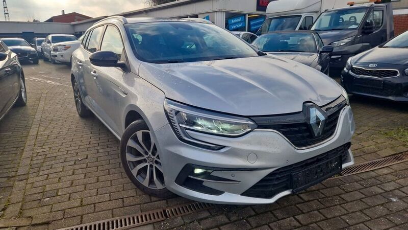 Grau Gebraucht 2023 Renault Mégane IV Techno Limousine | 18.390 € - Bild 1/4