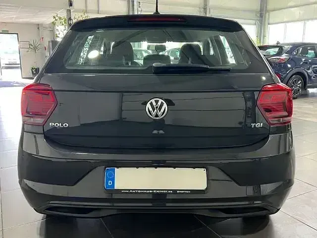 Gebraucht VW Polo 90 PS (66 kW) 2020 Uranograu uni Kleinwagen
