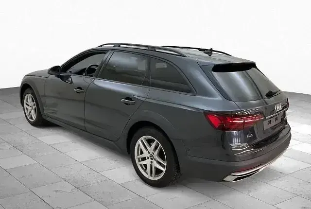 Gebraucht Audi A4 Allroad Ambiente 204 PS (150 kW) 2023 Manhattangrau (metallic) Kombi