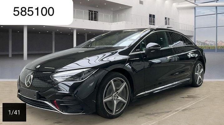 Obsidianschwarz (metallic) Gebraucht 2022 Mercedes EQE350 AMG line Limousine | 43.950 € (Guter Preis) - Bild 1/4