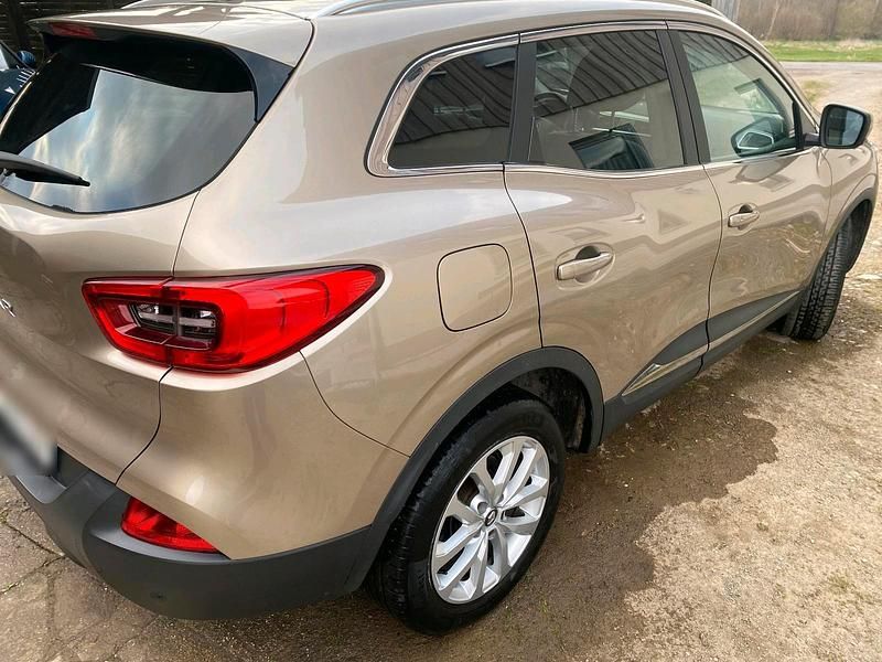 Gebraucht Renault Kadjar 120 PS (88 kW) 2015 Gold SUV