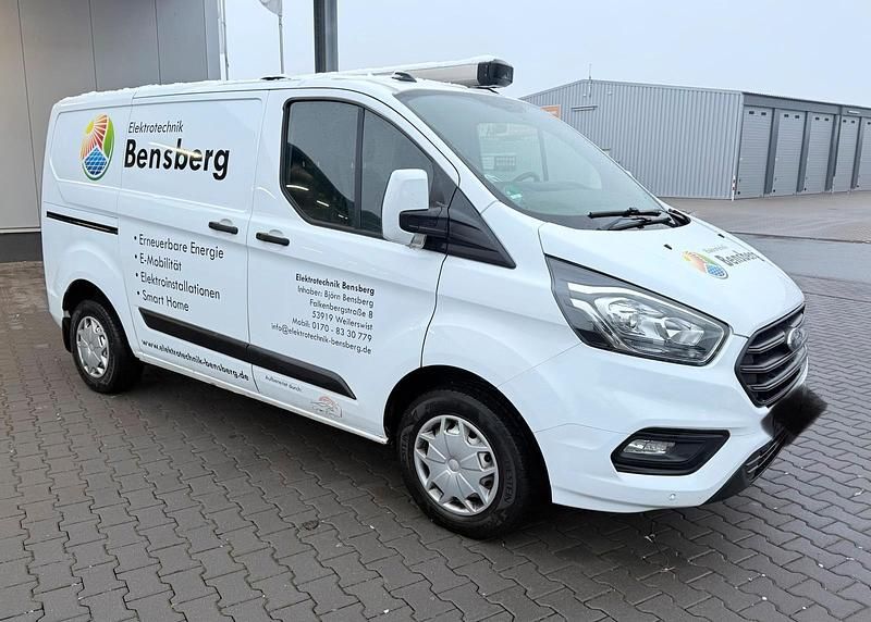 Gebraucht Ford Transit Custom 131 PS (96 kW) 2020 Weiß Van / Kleinbus