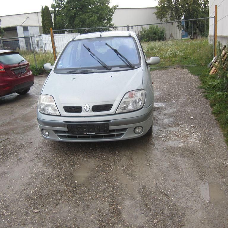 Gebraucht 2002 Renault Scénic Expression Van / Kleinbus | 650 € (Superpreis) - Bild 1/4