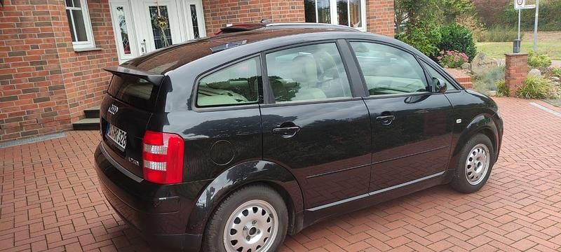 Schwarz Gebraucht 2001 Audi A2 Kleinwagen | 9.500 € - Bild 1/4