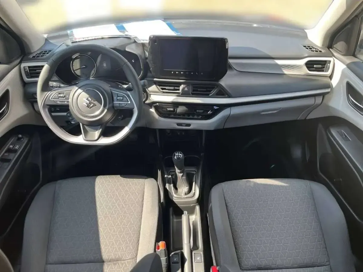 Neu Suzuki Swift Comfort 82 PS (60 kW) 2026 Mineral gray metallic Kleinwagen