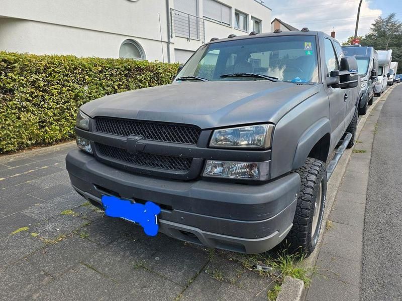 Gebraucht Chevrolet Silverado 302 PS (222 kW) 2004 Grau SUV