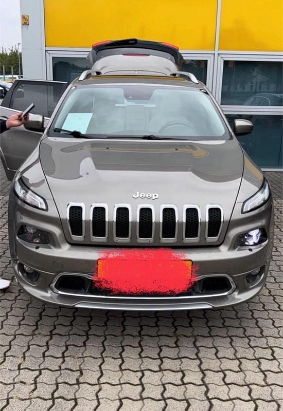 Gold Gebraucht 2016 Jeep Cherokee SUV | 17.000 € (Teuer) - Bild 1/1