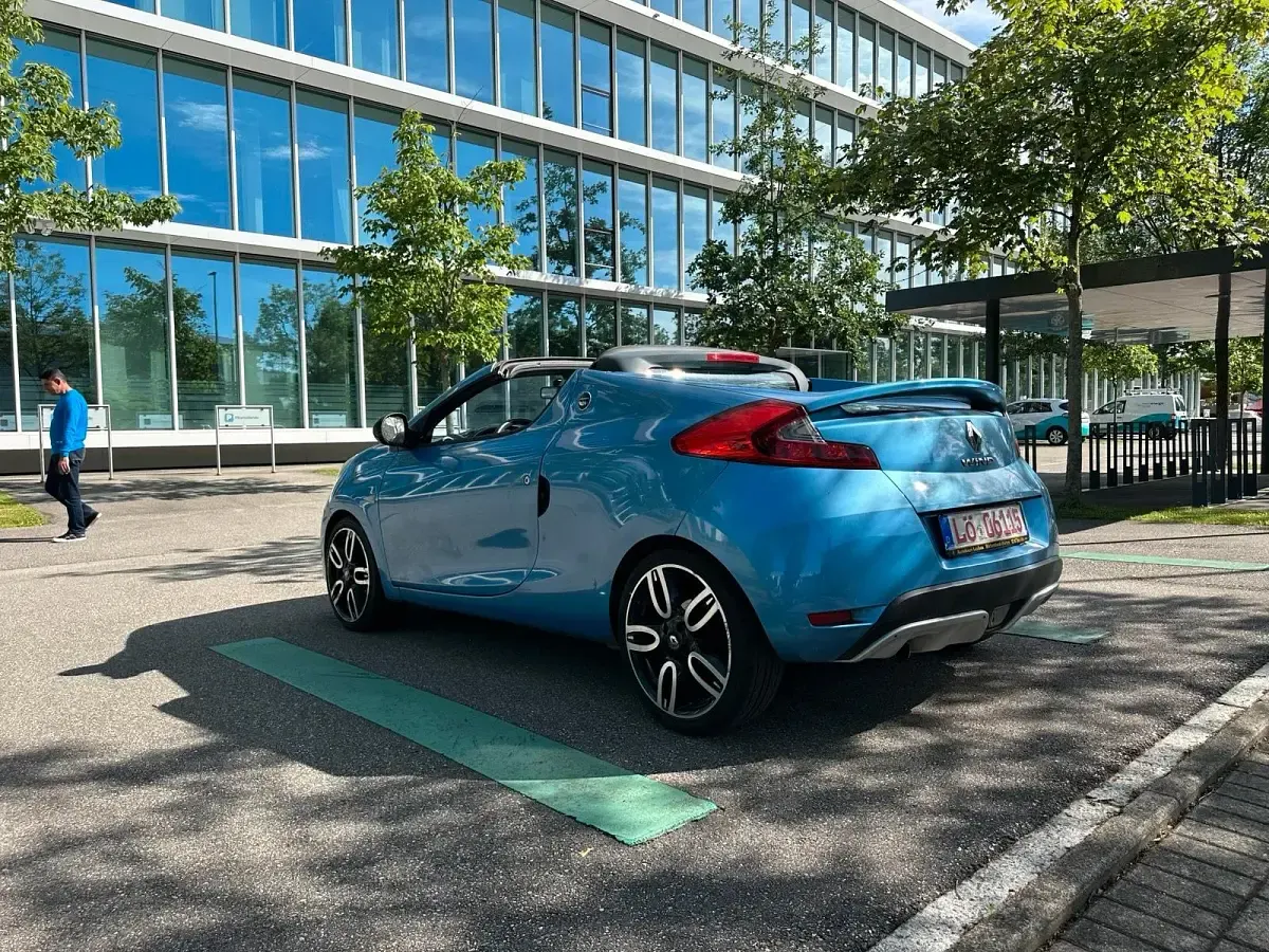 Gebraucht Renault Wind 101 PS (74 kW) 2011 Blau Cabrio