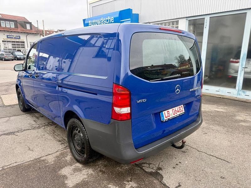 Gebraucht Mercedes Vito 136 PS (100 kW) 2018 Blau Van