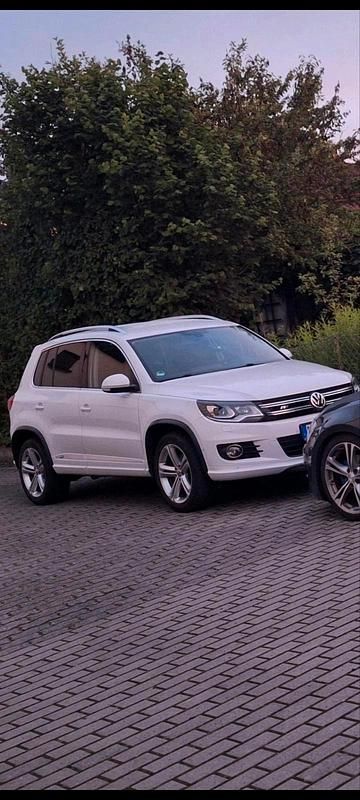 Weiß Gebraucht 2014 VW Tiguan R-line SUV | 12.000 € (Fairer Preis) - Bild 1/4