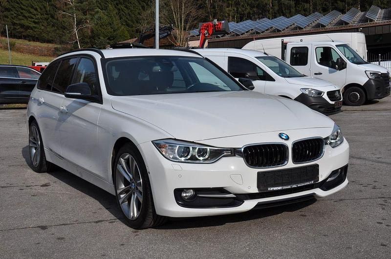 Gebraucht BMW 320 Sport Line 184 PS (135 kW) 2013 Weiß Kombi