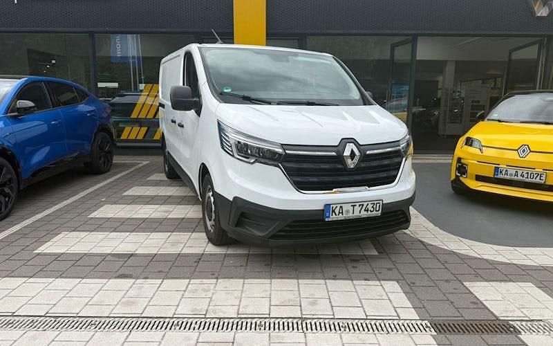 Gebraucht Renault Trafic Komfort 131 PS (96 kW) 2024 Weiß Van / Kleinbus