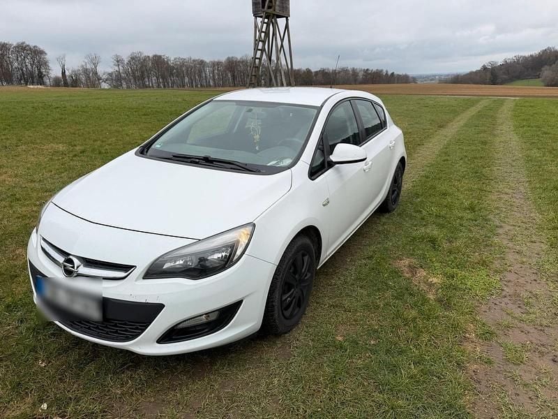 Gebraucht Opel Astra 87 PS (63 kW) 2012 Weiß Kombi