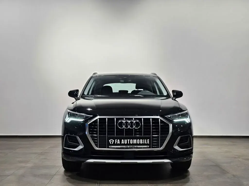Gebraucht Audi Q3 Sport 150 PS (110 kW) 2024 Mythosschwarz metall (metallic) SUV