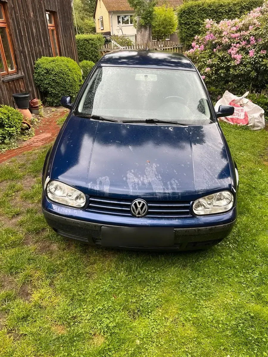 Gebraucht VW Golf IV 90 PS (66 kW) 2001 Blau Kleinwagen