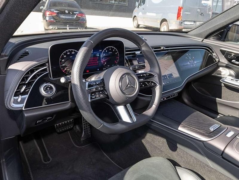 Gebraucht Mercedes E200 AMG line 204 PS (150 kW) 2025 Metalliclack obsidianschwarz Limousine