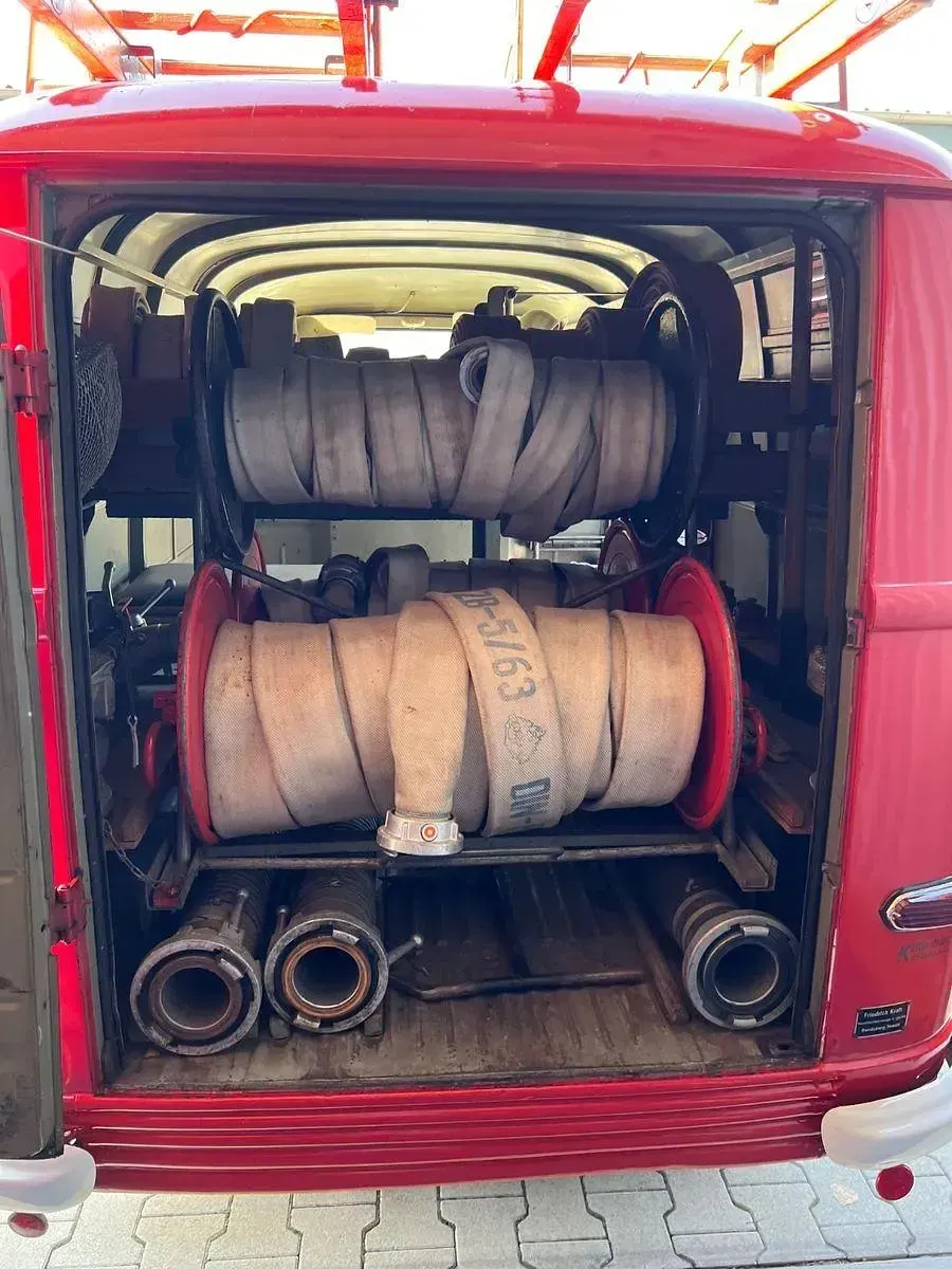 Gebraucht Ford Taunus 54 PS (39 kW) 1962 Rot Van / Kleinbus